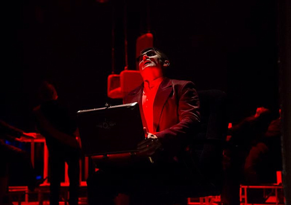 1. Пилот, разборы, ответы и лайвы